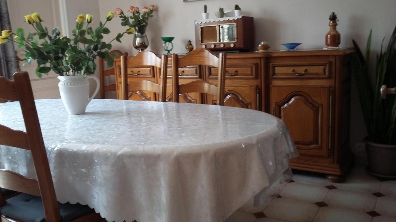 Bed and Breakfast A La Bonne Adresse La Fresnais Esterno foto
